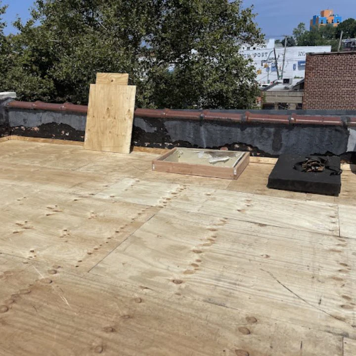 Flat roof underlayment rebuilding